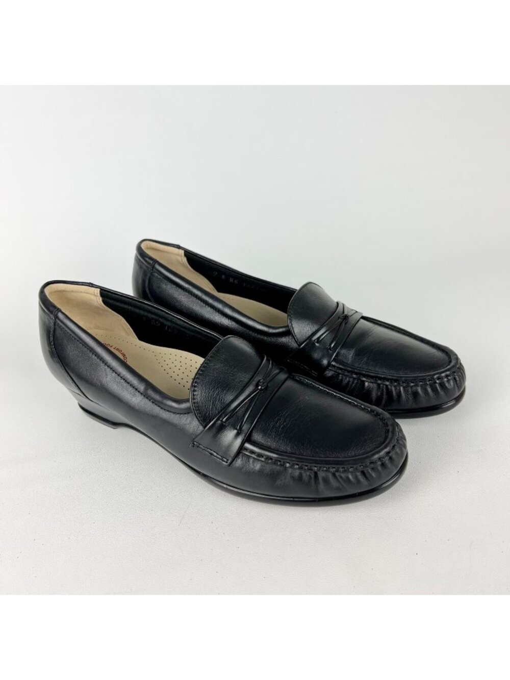 SAS Easier Comfort Shoes Tripad Slip On Loafer Black Leather size 9S Slim